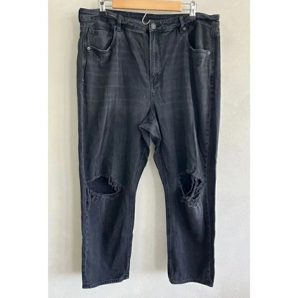 American Eagle Straight Leg Jeans 18 Black Holes Distress